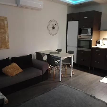 Apartament Roli Mestecǎneşti