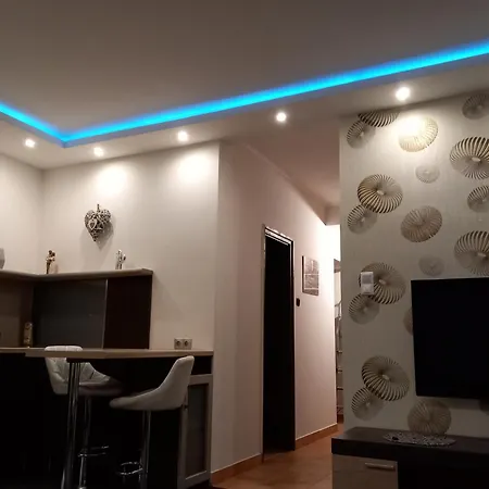 Roli * Mestecǎneşti